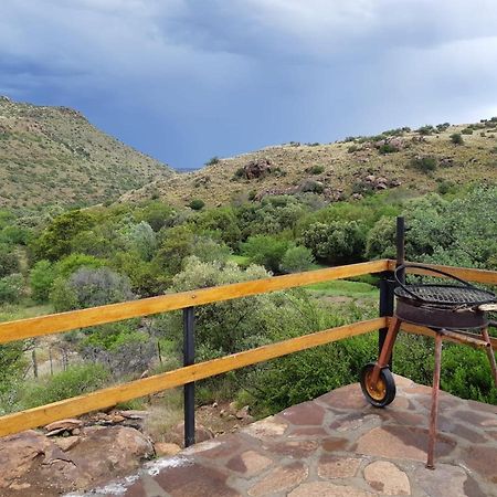Vrede Fountain House Farm Stay Graaff-Reinet Eksteriør bilde