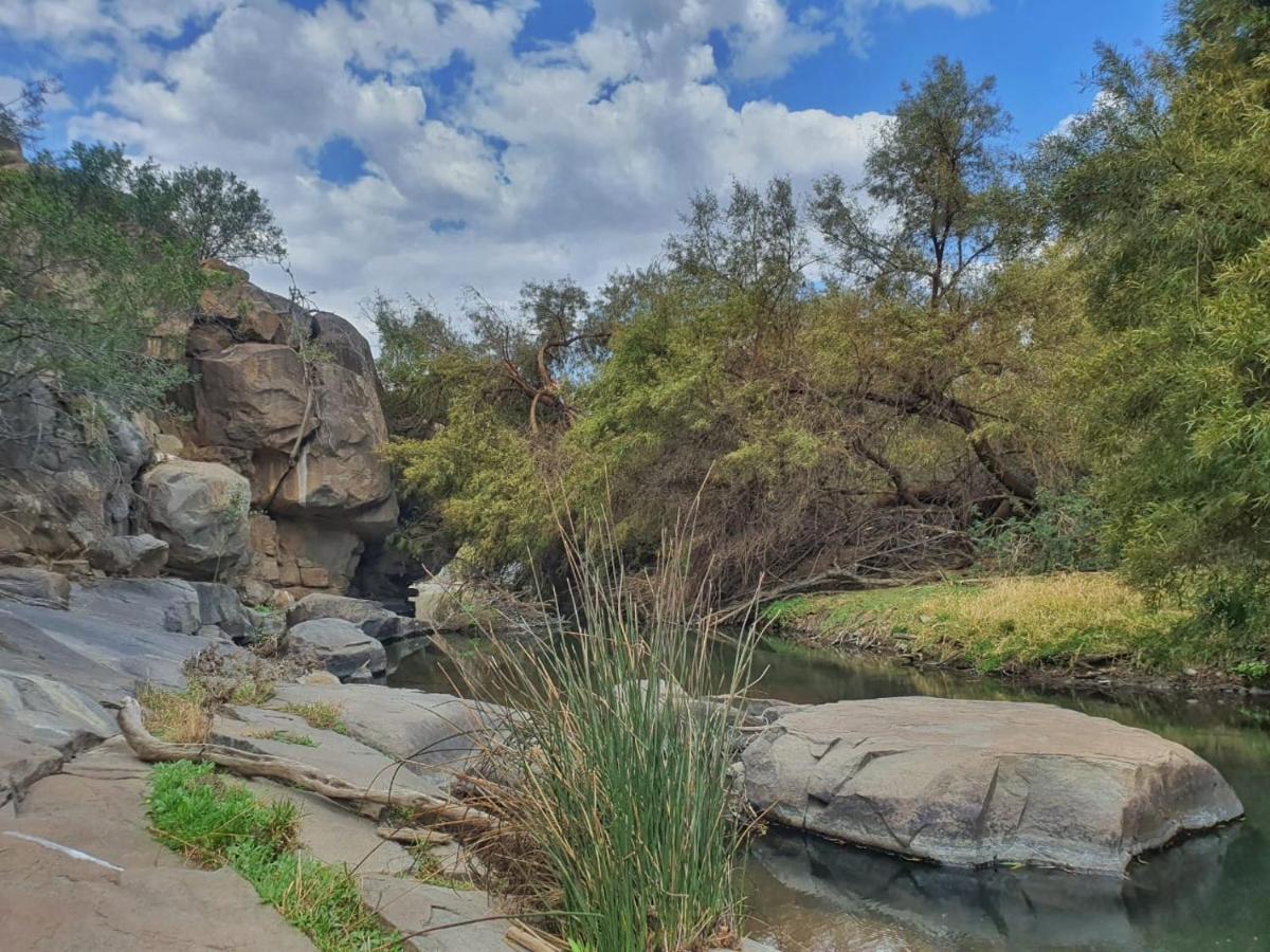 Vrede Fountain House Farm Stay Graaff-Reinet Eksteriør bilde